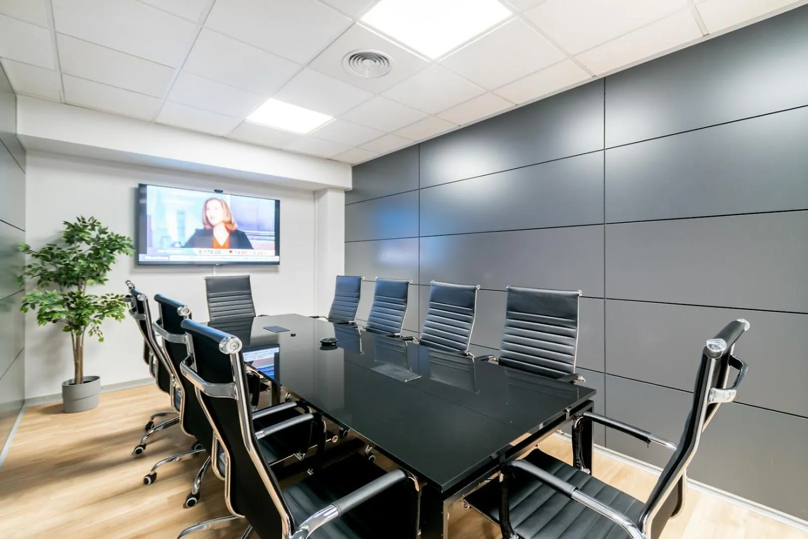 Guest house Coliving Gran Via Carlos III Hotel Barcelona